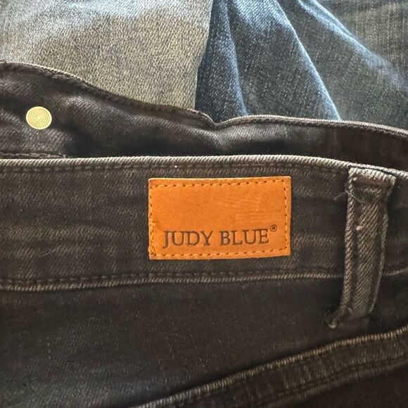 Judy Blue Skinny fit Distressed Animal cutout jeans  7/28 - Picture 7 of 15
